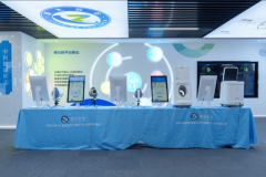 们不只看到了科技改变糊口的力量